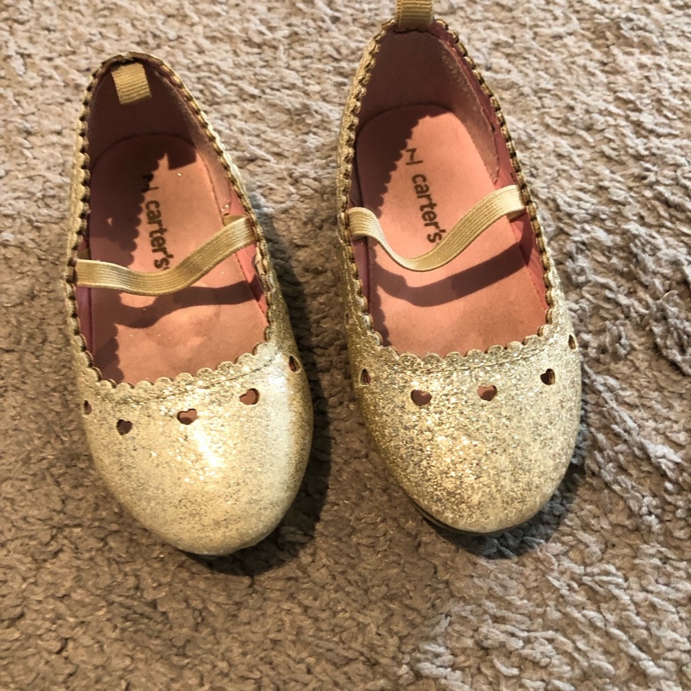 ✨✨Girls Carters Sparkly Glitter Gold Flats✨✨